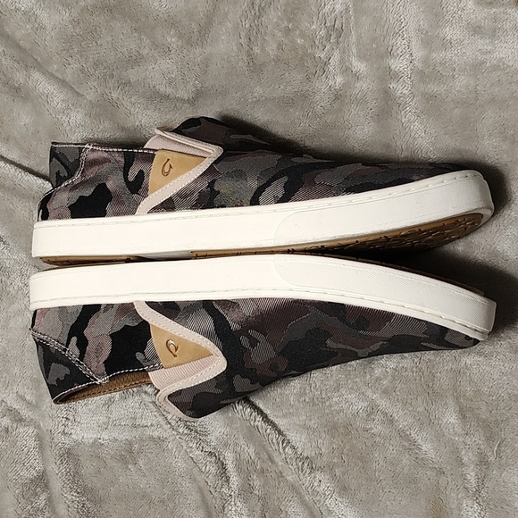 Olukai Pehuea Pa'i Womens Camo Slip-on Shoe Loafer - Picture 6 of 13
